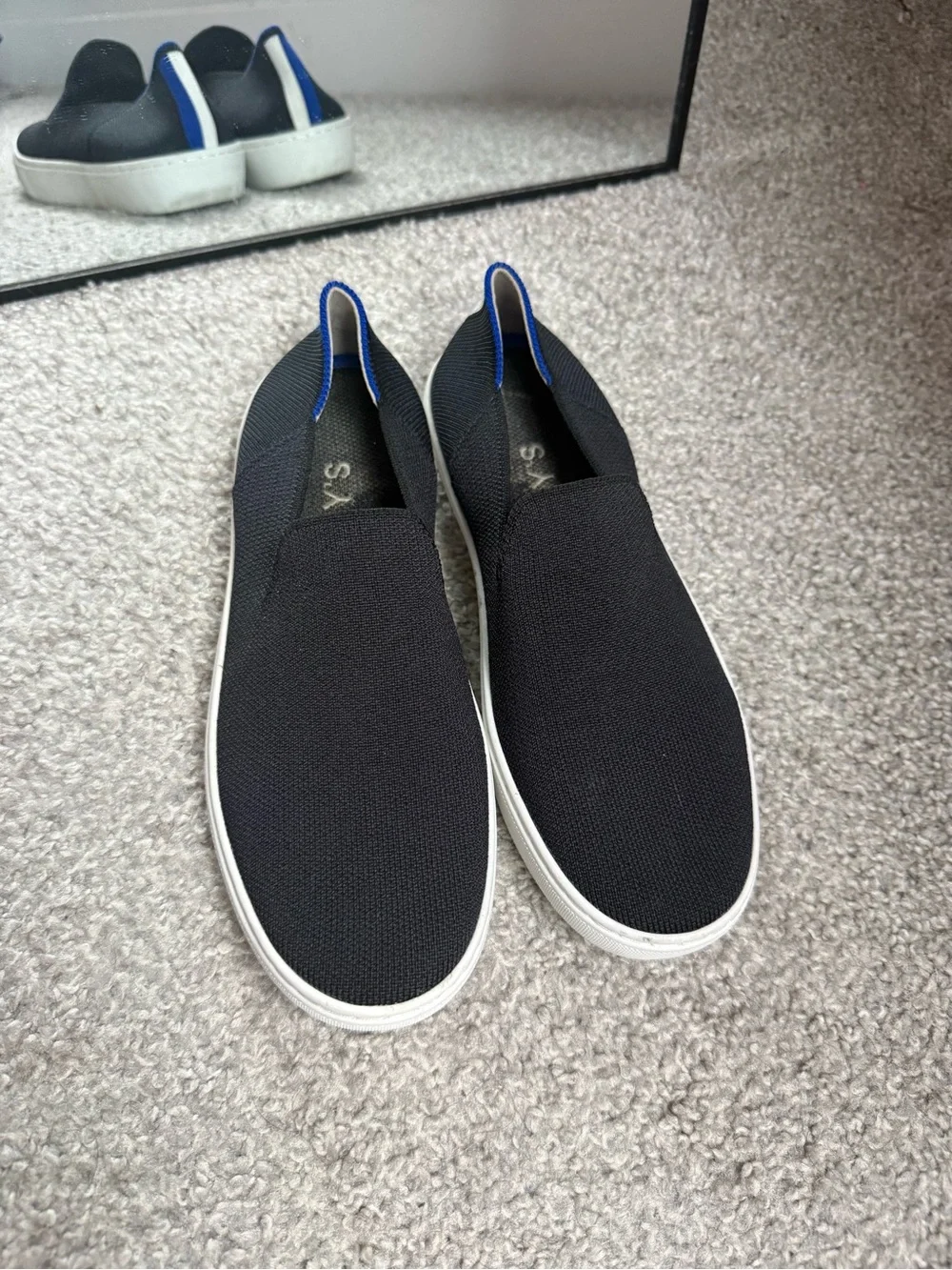 Black rothy shoes 6.5
